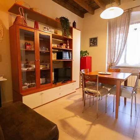 Ci Holidays アパート ラ・スペツィア